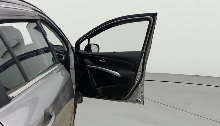 2022 Maruti S Cross ZETA 1.5, Petrol, Manual, 50,886 km, RHS Front Door