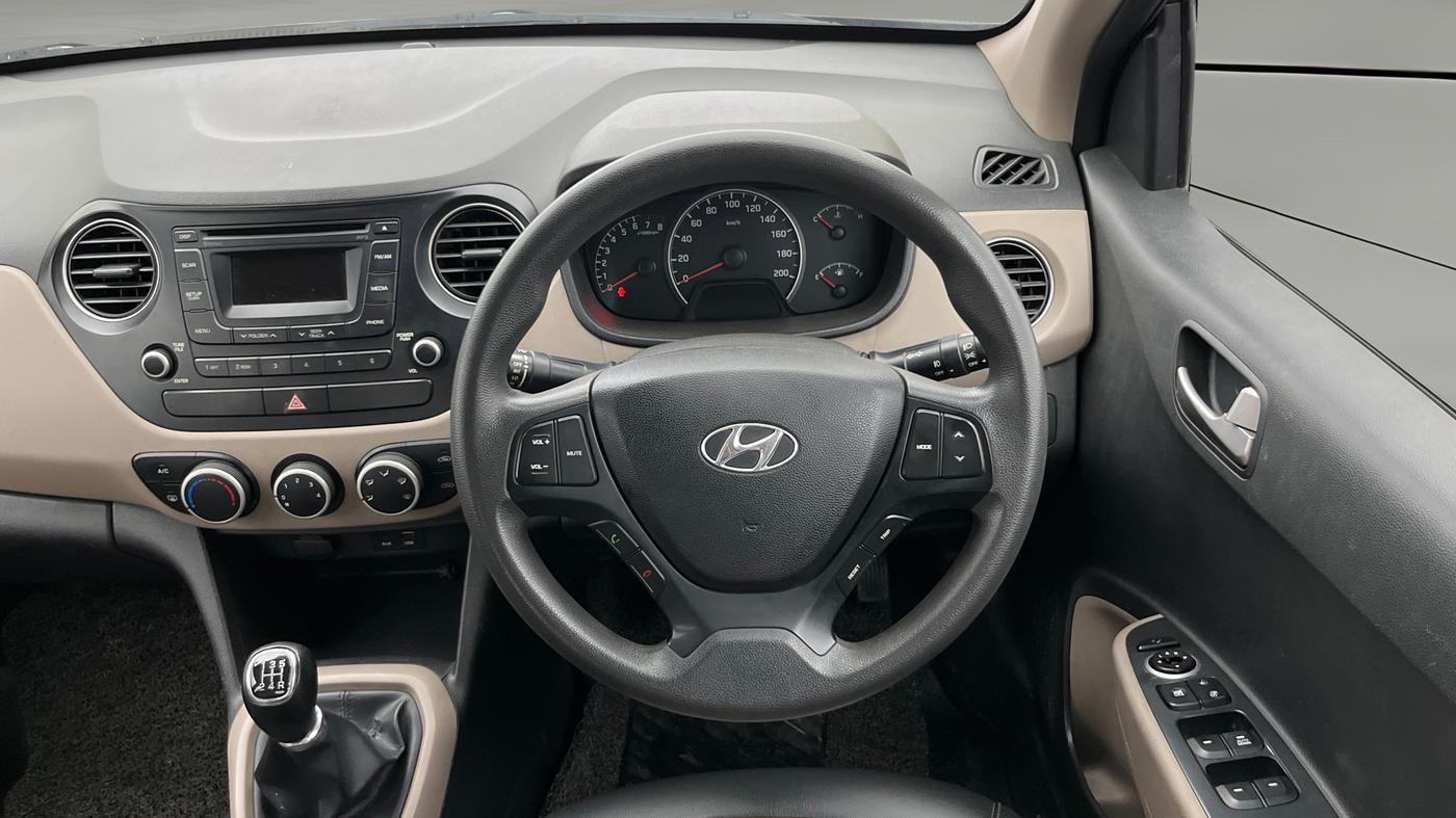 2015 Hyundai Grand i10 SPORTZ 1.2 KAPPA VTVT, Petrol, Manual, 65,228 km, Steering Wheel Close Up