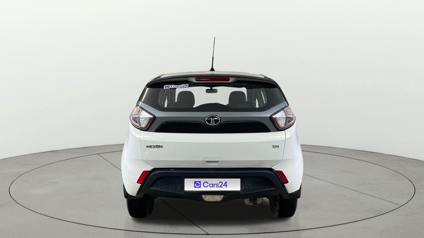 2019 Tata NEXON XM PETROL, Petrol, Manual, 26,028 km, Back/Rear