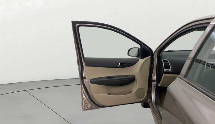 2013 Hyundai i20 SPORTZ 1.2, Petrol, Manual, 38,323 km, LHS Front Door