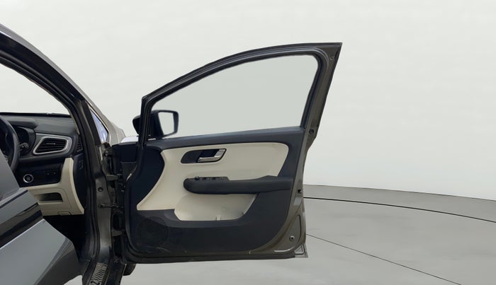 2022 Tata ALTROZ XZ PLUS DIESEL, Diesel, Manual, 44,051 km, RHS Front Door