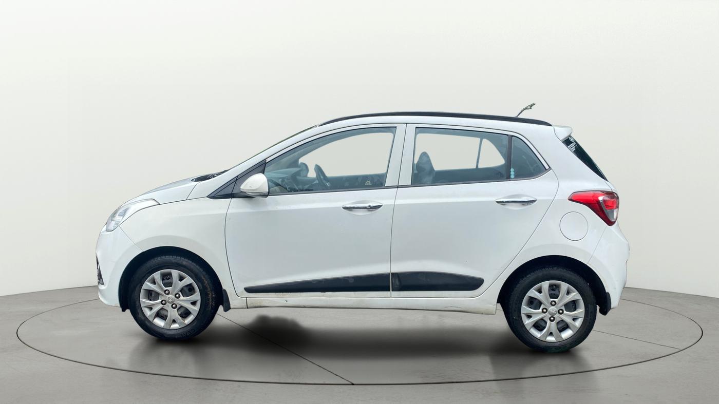 2014 Hyundai Grand i10 SPORTZ 1.2 KAPPA VTVT, Petrol, Manual, 44,102 km, Left Side