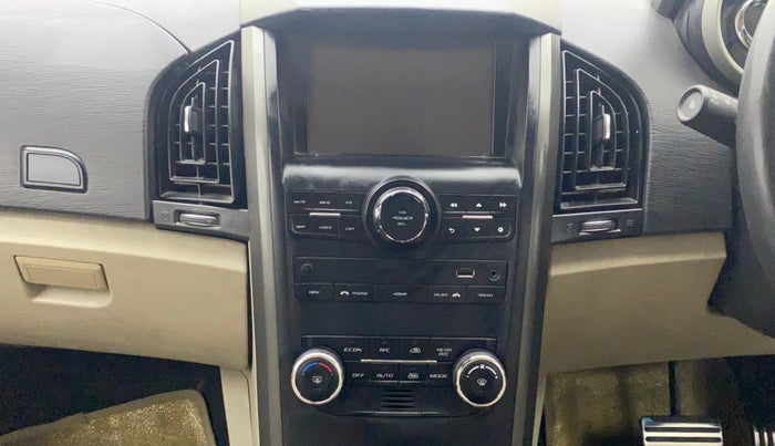 2017 Mahindra XUV500 W10 AT, Diesel, Automatic, 57,695 km, Air Conditioner