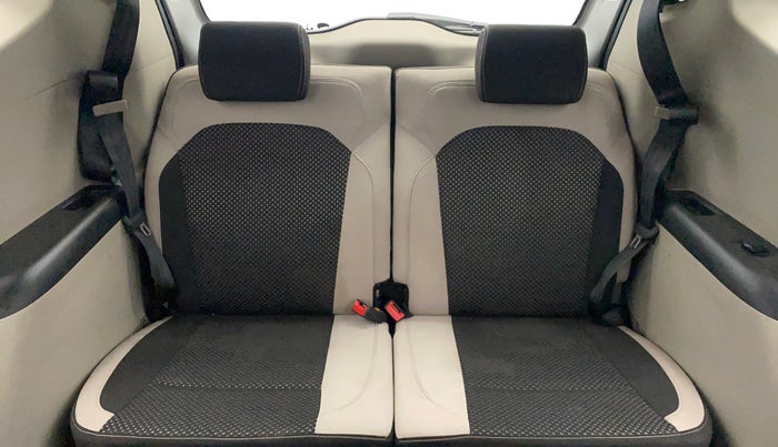 2019 Renault TRIBER RXZ, Petrol, Manual, 48,506 km, Third Seat Row ( optional )