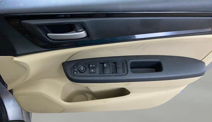 2018 Honda Amaze 1.2L I-VTEC VX, Petrol, Manual, 40,211 km, Driver Side Door Panels Control