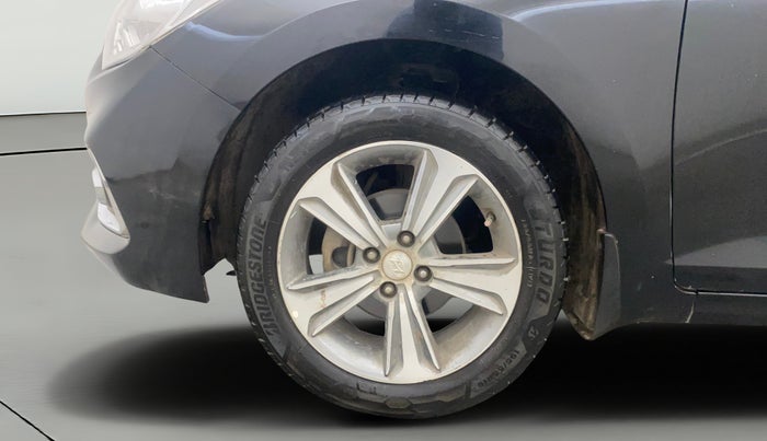 2018 Hyundai Verna 1.6 SX (O) CRDI MT, Diesel, Manual, 1,34,560 km, Left Front Wheel