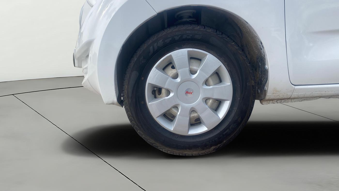 2018 Datsun Redi Go A, Petrol, Manual, 59,981 km, Left Front Wheel