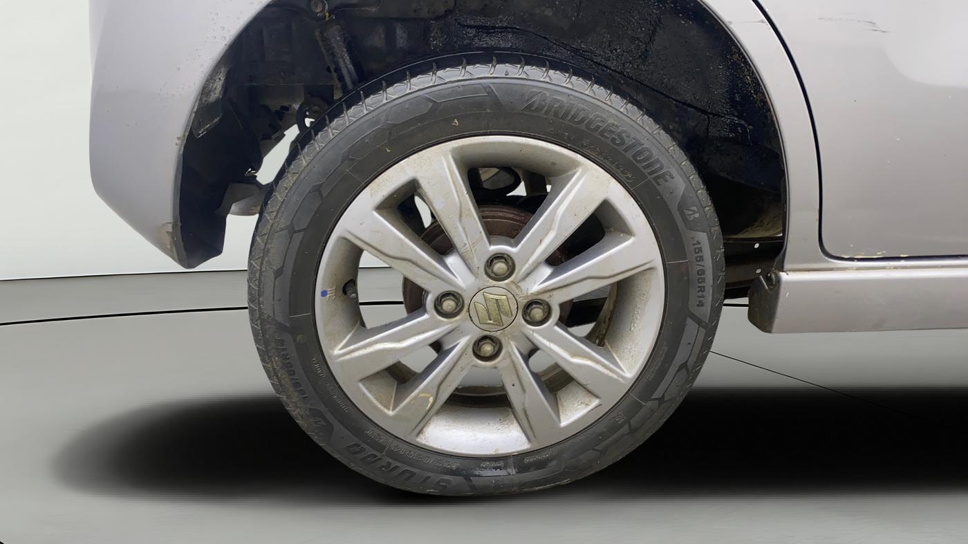 2014 Maruti Wagon R Stingray VXI, Petrol, Manual, 63,088 km, Right Rear Wheel