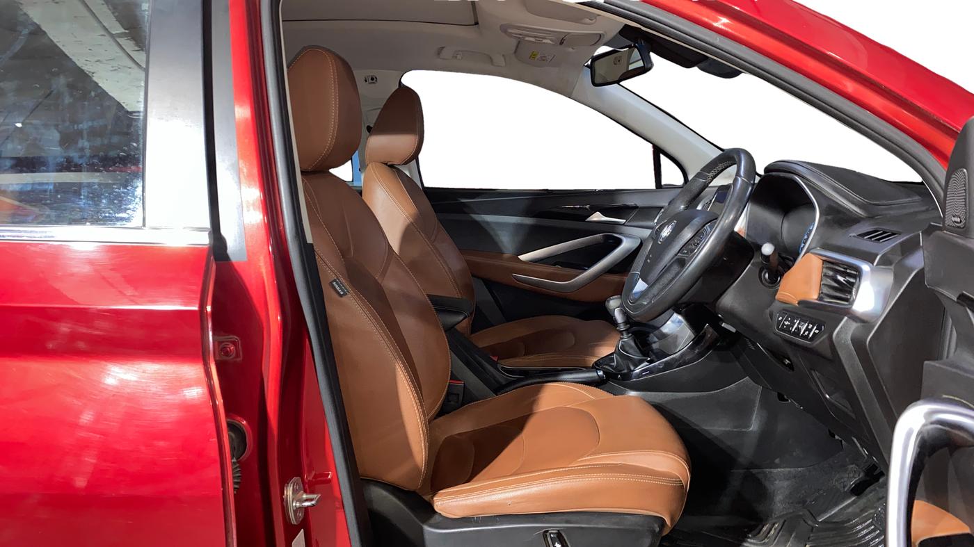 2020 MG HECTOR PLUS SHARP 1.5 PETROL TURBO HYBRID MT 6-STR, Petrol, Manual, 91,408 km, Right Side Front Door Cabin