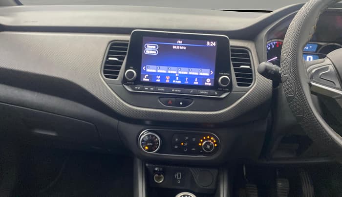2021 Nissan Kicks XV 1.5, Petrol, Manual, 71,247 km, Air Conditioner