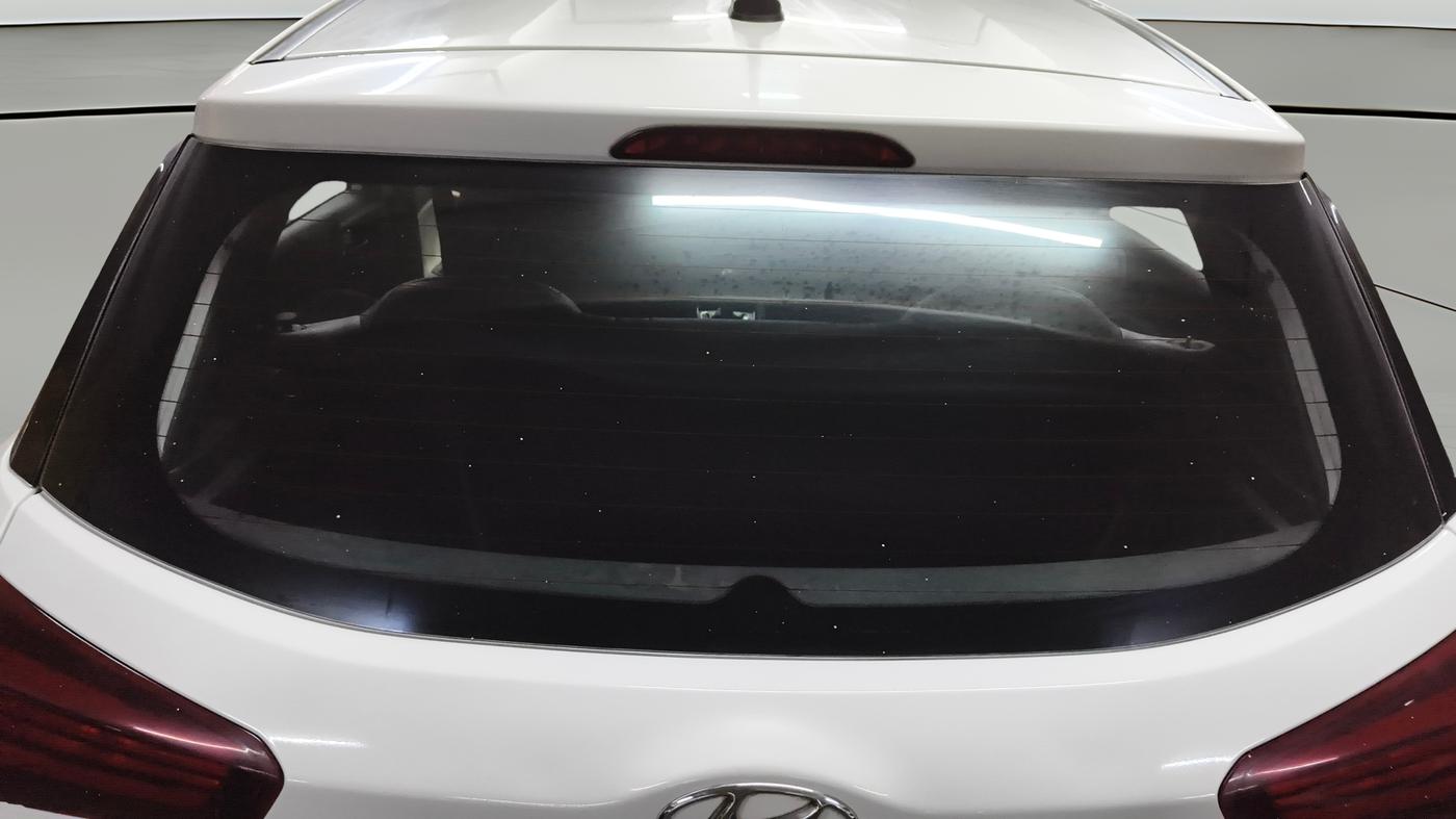 2019 Hyundai Elite i20 SPORTZ PLUS 1.2, Petrol, Manual, 44,680 km, Rear Windshield