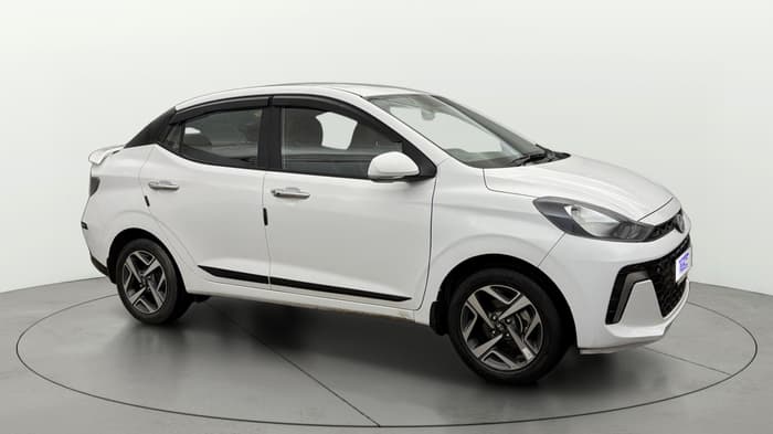 2025 Hyundai AURA SX 1.2 CNG, CNG, Manual, 31,476 km, Right Front Diagonal