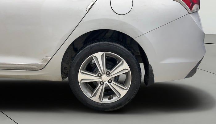 2018 Hyundai Verna 1.6 VTVT SX, Petrol, Manual, 25,790 km, Left Rear Wheel