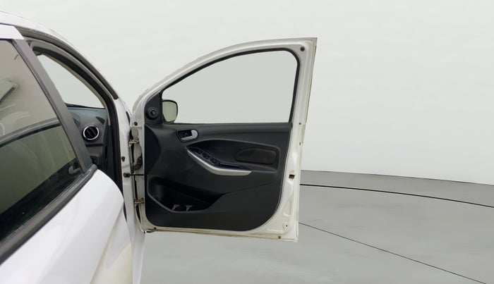 2018 Ford New Figo TITANIUM1.5 DIESEL, Diesel, Manual, 51,350 km, RHS Front Door