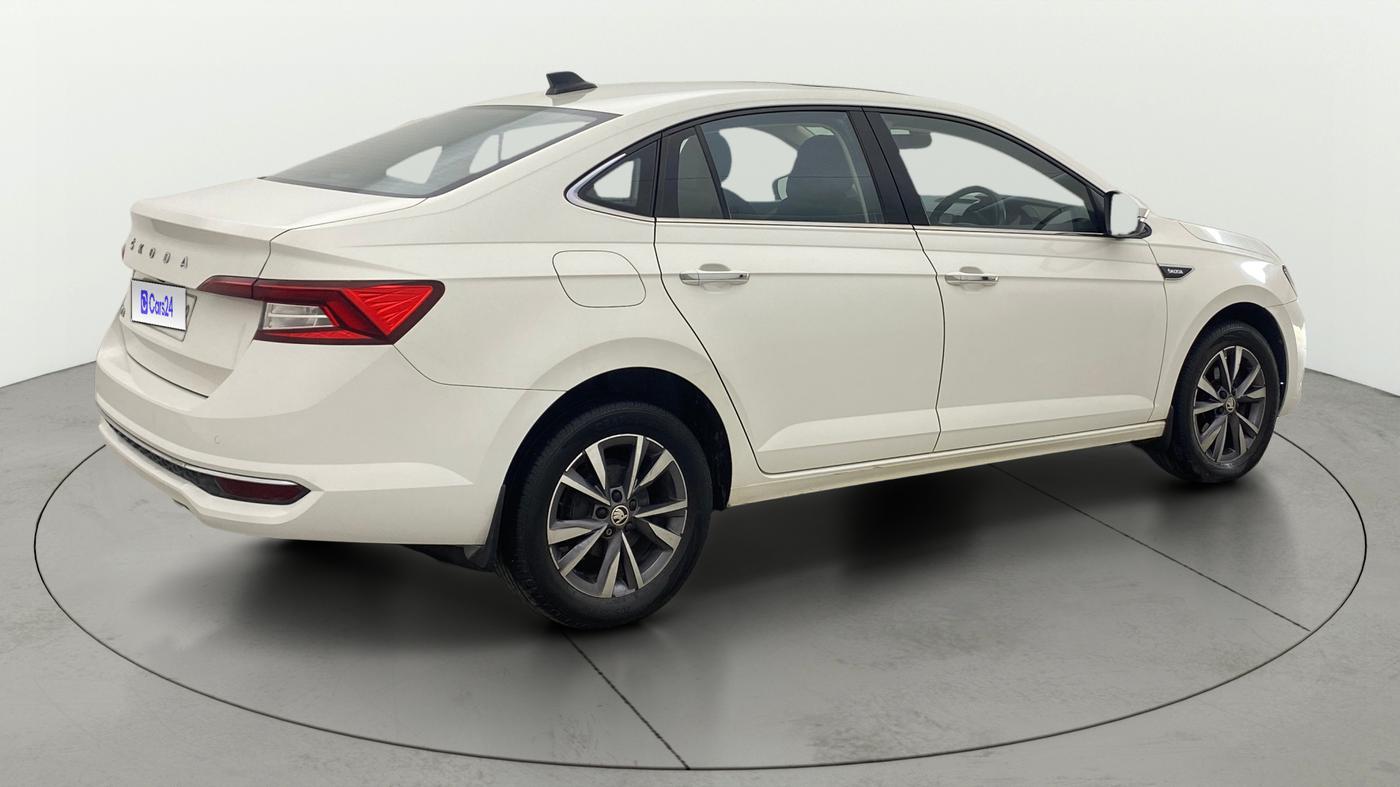 2022 Skoda SLAVIA STYLE 1.0L TSI AT, Petrol, Automatic, 34,915 km, Right Back Diagonal