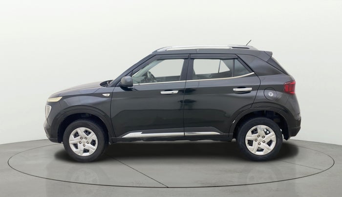 2020 Hyundai VENUE S 1.2, Petrol, Manual, 72,978 km, Left Side