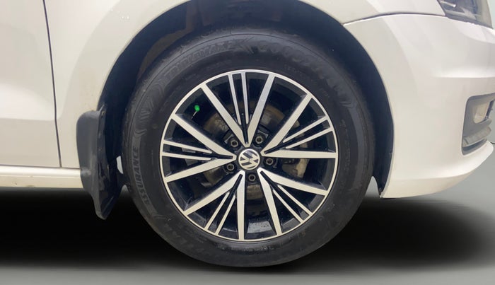 2019 Volkswagen Vento HIGHLINE 1.5 AT, Diesel, Automatic, 45,193 km, Right Front Wheel