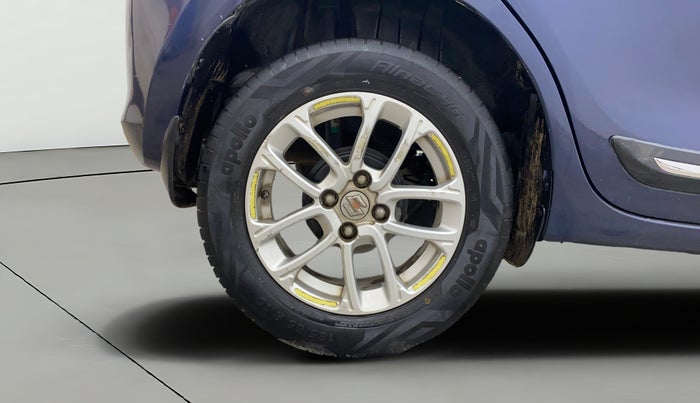 2018 Maruti Swift ZXI AMT, Petrol, Automatic, 73,393 km, Right Rear Wheel