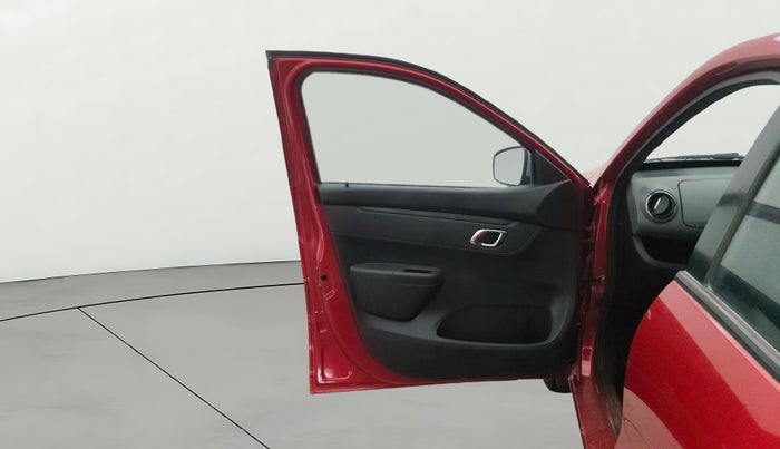 2019 Renault Kwid RXT 1.0 AMT (O), Petrol, Automatic, 31,016 km, LHS Front Door