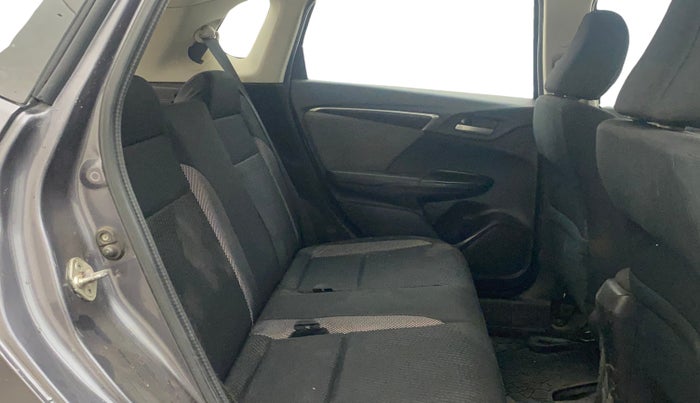 2018 Honda WR-V 1.5L I-DTEC VX MT, Diesel, Manual, 1,09,212 km, Right Side Rear Door Cabin