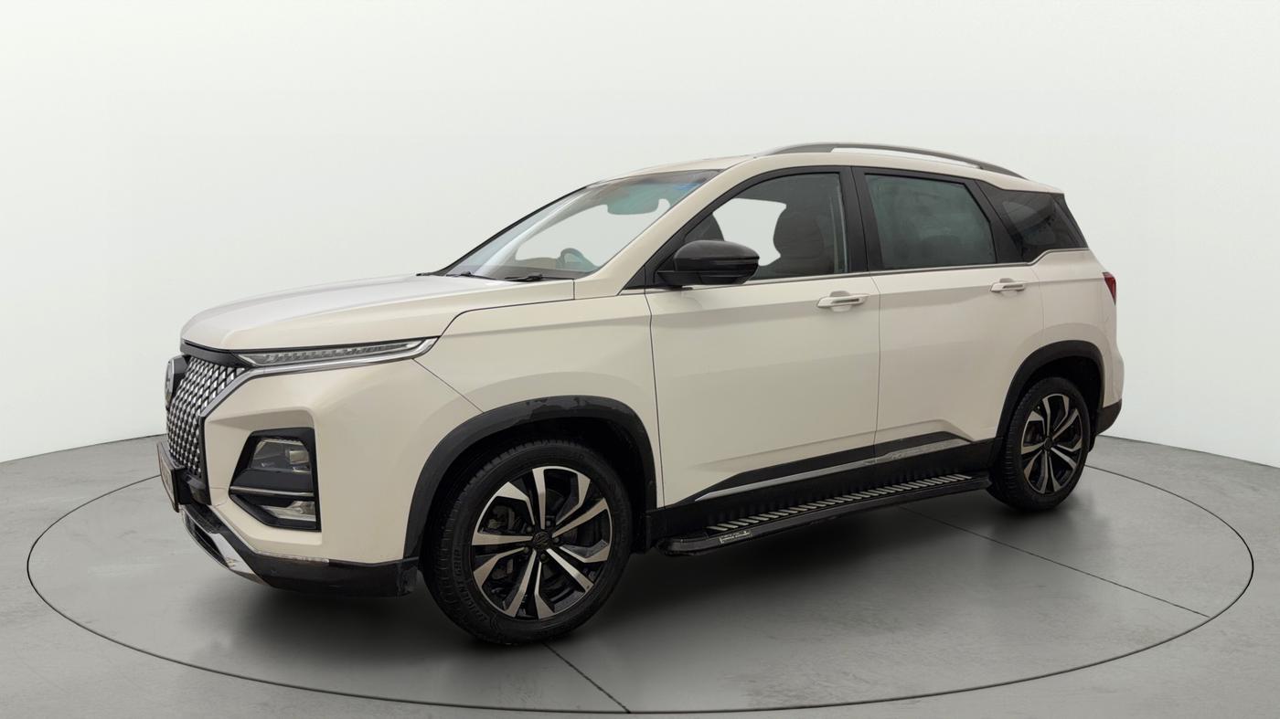 2023 MG HECTOR PLUS SHARP PRO 1.5 PETROL TURBO CVT 7 STR, Petrol, Automatic, 41,683 km, Left Front Diagonal