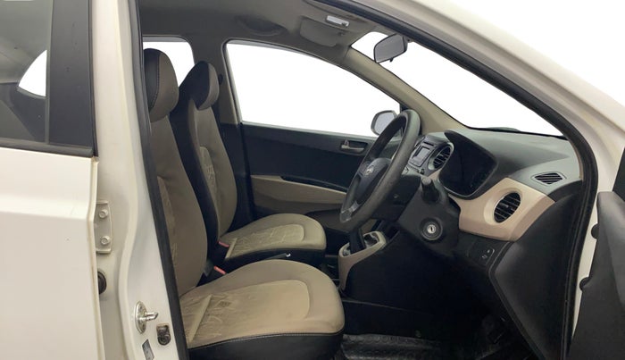 2014 Hyundai Xcent S 1.2, Petrol, Manual, 49,335 km, Right Side Front Door Cabin