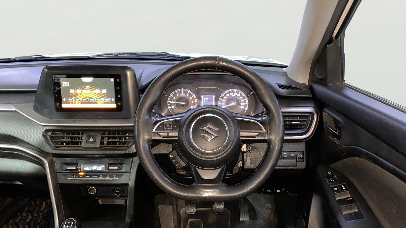 2023 Maruti BREZZA VXI, Petrol, Manual, 28,303 km, Steering Wheel Close Up