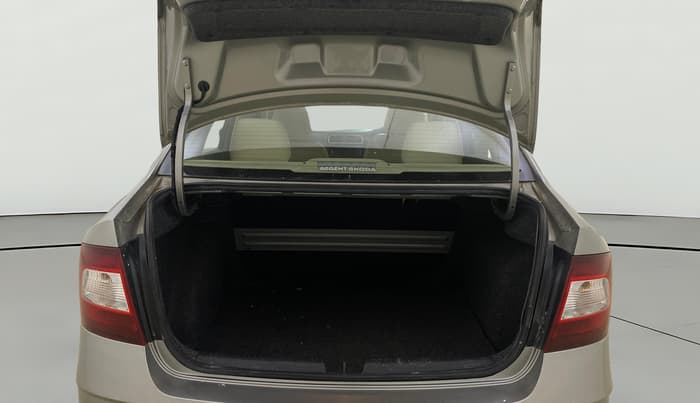 2019 Skoda Rapid STYLE 1.6 MPI, Petrol, Manual, 50,669 km, Boot Open Zoomed View