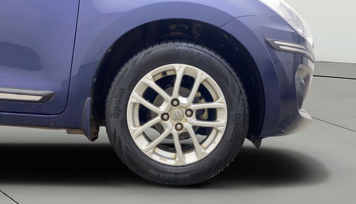 2020 Maruti Swift ZXI AMT, Petrol, Automatic, 75,747 km, Right Front Wheel