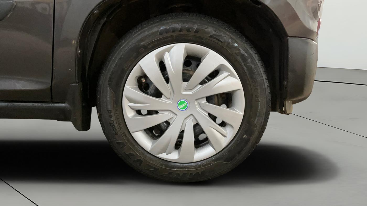 2020 Maruti S PRESSO VXI, Petrol, Manual, 76,905 km, Right Front Wheel