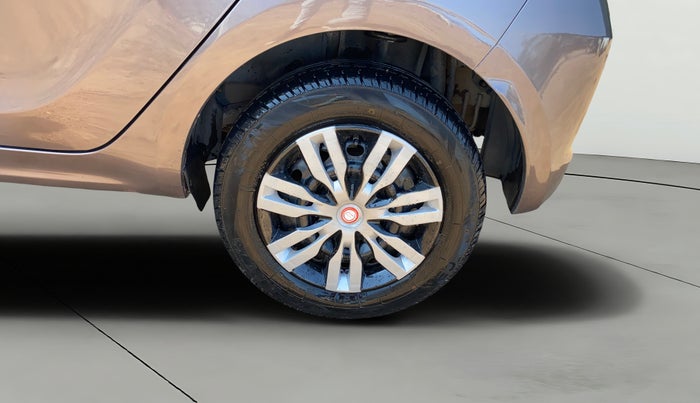 2016 Tata Tiago XT PETROL, Petrol, Manual, 1,09,603 km, Left Rear Wheel