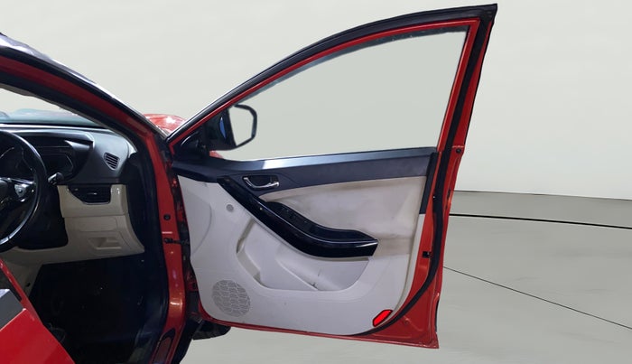 2022 Tata NEXON XZ PLUS (HS) PETROL DUAL TONE, Petrol, Manual, 87,846 km, RHS Front Door