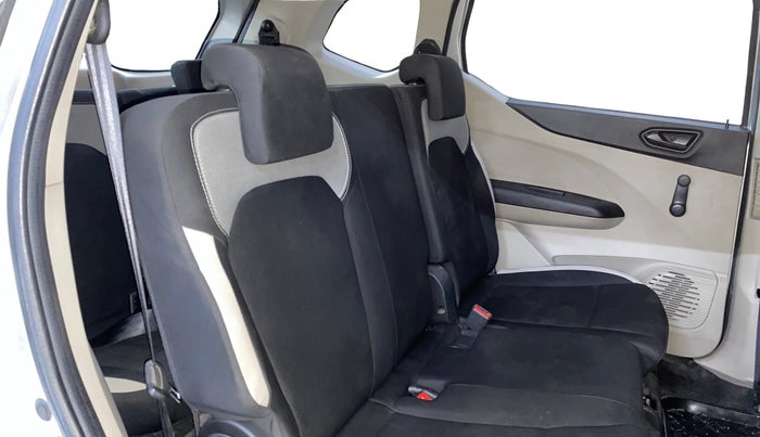 2021 Renault TRIBER RXL MT, Petrol, Manual, 30,171 km, Right Side Rear Door Cabin