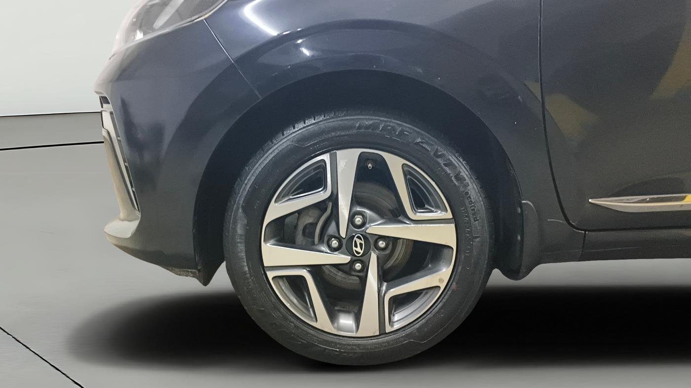 2023 Hyundai AURA SX 1.2, Petrol, Manual, 50,641 km, Left Front Wheel