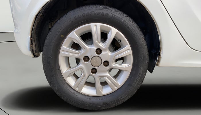 2018 Tata Tiago XZ PETROL, Petrol, Manual, 61,943 km, Right Rear Wheel