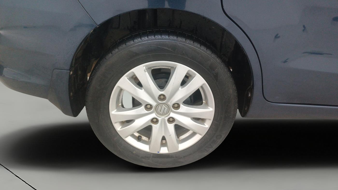 2018 Maruti Ertiga ZDI + SHVS, Diesel, Manual, 55,781 km, Right Rear Wheel
