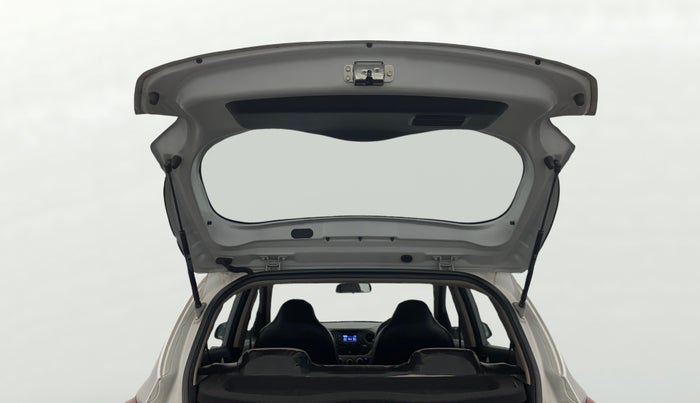 2015 Hyundai Grand i10 SPORTZ 1.2 KAPPA VTVT, Petrol, Manual, 5,592 km, Boot Door Open