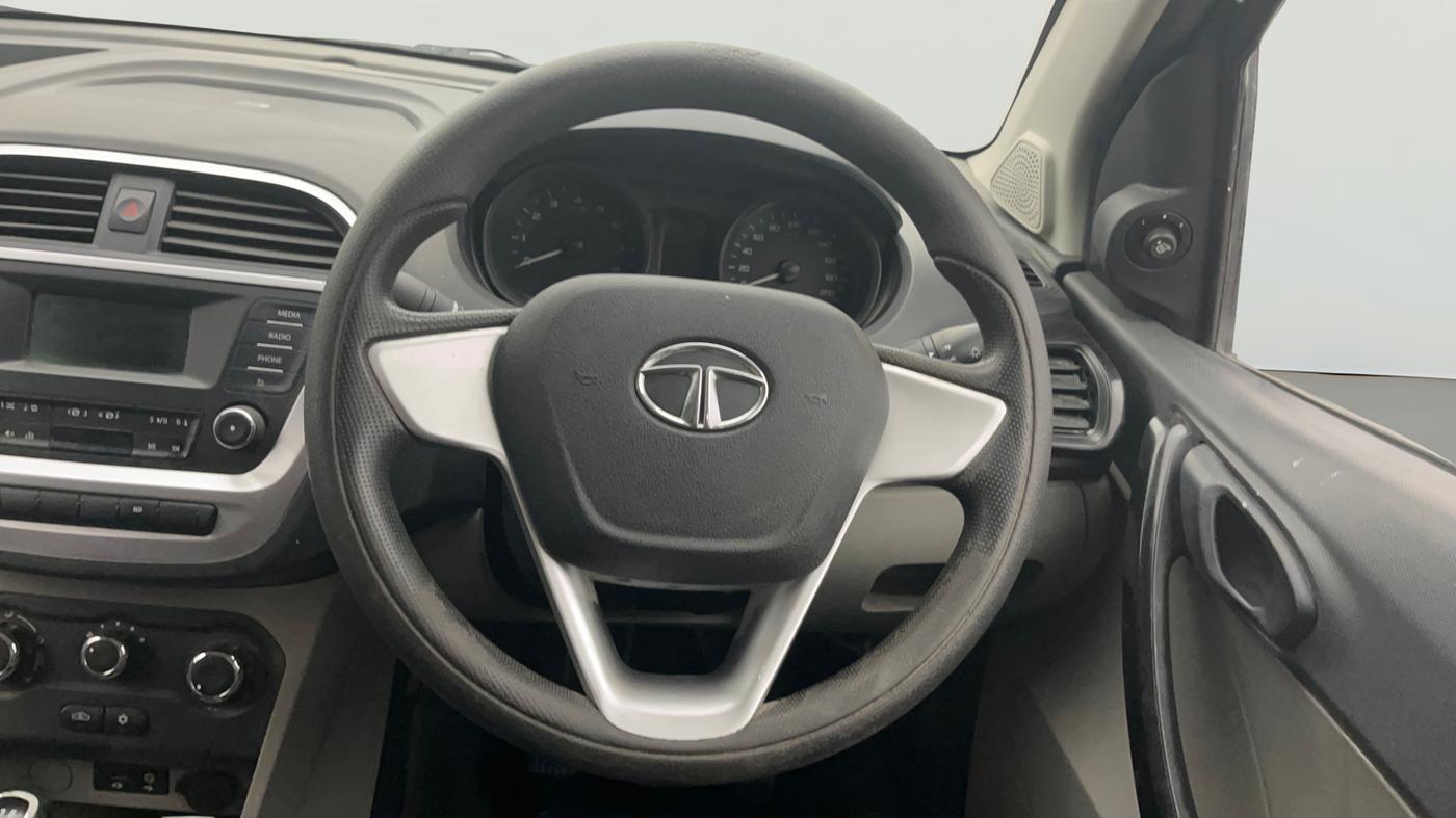 2017 Tata Tiago XT PETROL, Petrol, Manual, 51,821 km, Steering Wheel Close Up