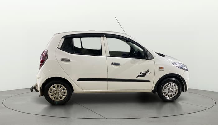 2016 Hyundai i10 MAGNA 1.1, Petrol, Manual, 9,979 km, Right Side View
