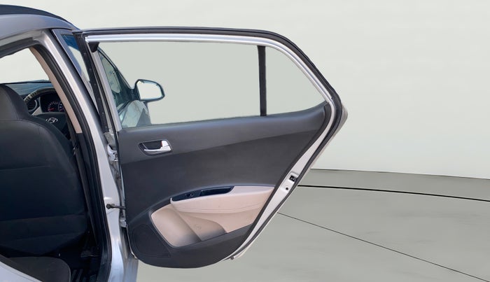 2016 Hyundai Grand i10 SPORTZ 1.2 KAPPA VTVT, Petrol, Manual, 61,818 km, RHS Rear Door