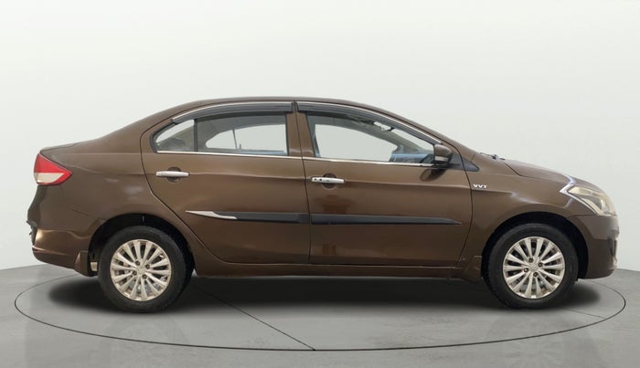 2015 Maruti Ciaz ZXI, Petrol, Manual, 49,901 km, Right Side View