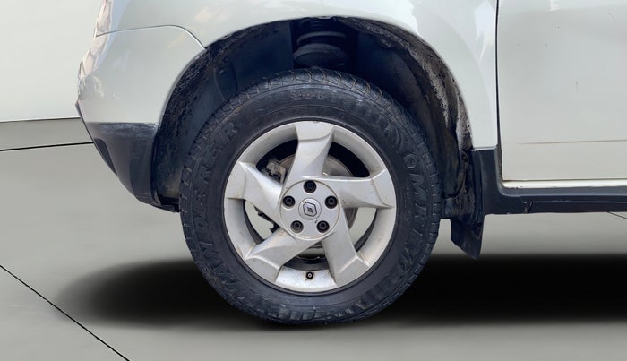 2014 Renault Duster 85 PS RXL DIESEL, Diesel, Manual, 66,797 km, Left Front Wheel