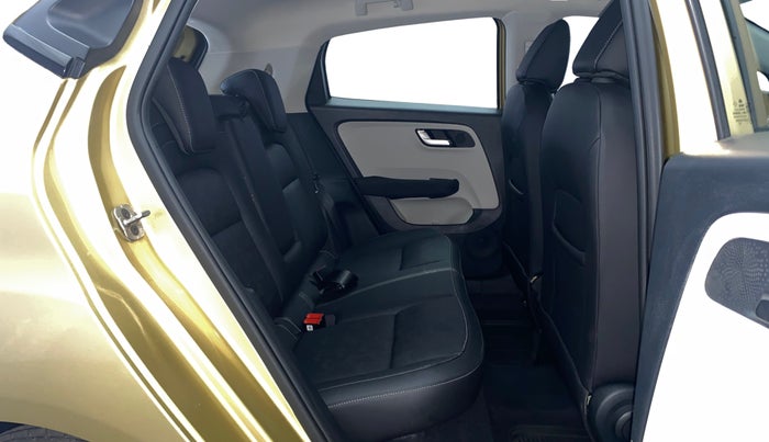 2021 Tata ALTROZ XZ PLUS I-TURBO PETROL, Petrol, Manual, 15,989 km, Right Side Rear Door Cabin