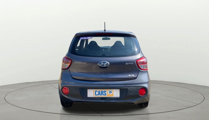 2017 Hyundai Grand i10 SPORTZ 1.2 KAPPA VTVT, Petrol, Manual, 69,687 km, Back/Rear
