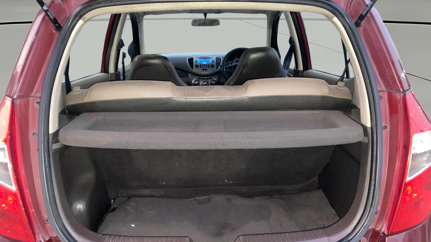 2016 Hyundai i10 SPORTZ 1.1, Petrol, Manual, 36,455 km, Boot Open Zoomed View