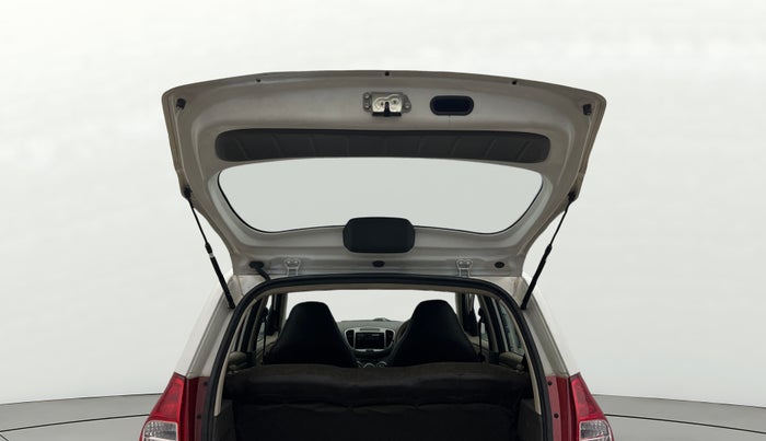 2015 Hyundai i10 MAGNA 1.1, Petrol, Manual, 43,839 km, Boot Door Open