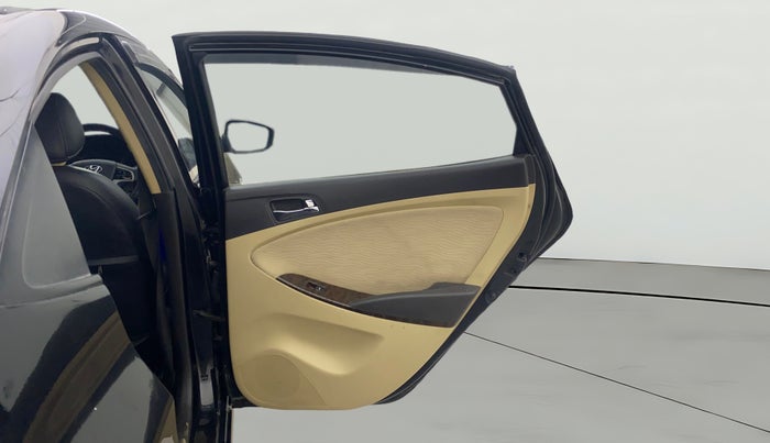 2014 Hyundai Verna FLUIDIC 1.6 VTVT SX, Petrol, Manual, 1,01,092 km, RHS Rear Door