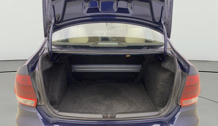 2015 Volkswagen Vento HIGHLINE 1.6 MPI, Petrol, Manual, 57,611 km, Boot Open Zoomed View