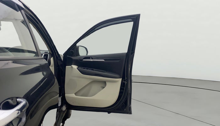 2022 KIA SONET HTX 1.5, Diesel, Manual, 14,039 km, RHS Front Door