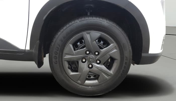 2023 Hyundai VENUE S 1.2, Petrol, Manual, 23,248 km, Right Front Wheel